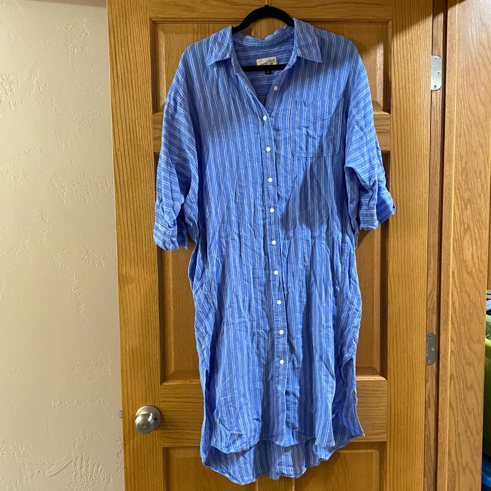Universal Thread Casual Blue Button Down Midi Dress
